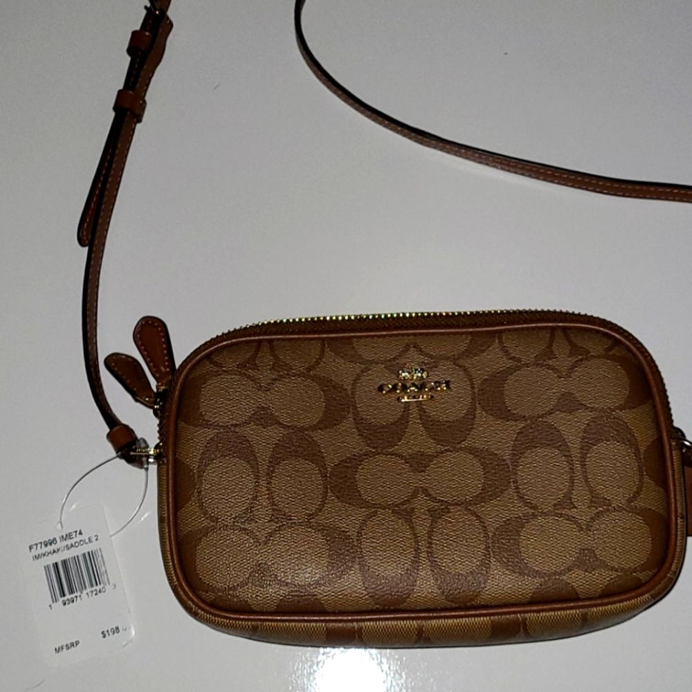 Crossbody Pouch In Signature Canvas